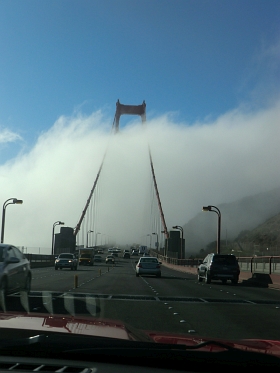 Die Golden Gate Bridge war meist im  Nebel