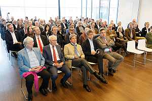 Die geladenen Gäste aus Presse und Buchverlagen