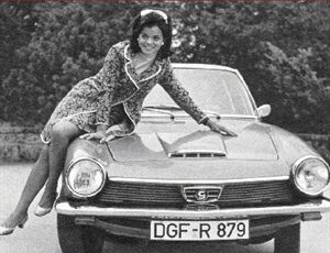 Uschi Glas mit ihrem ersten GLAS 1300 GT Coupe
